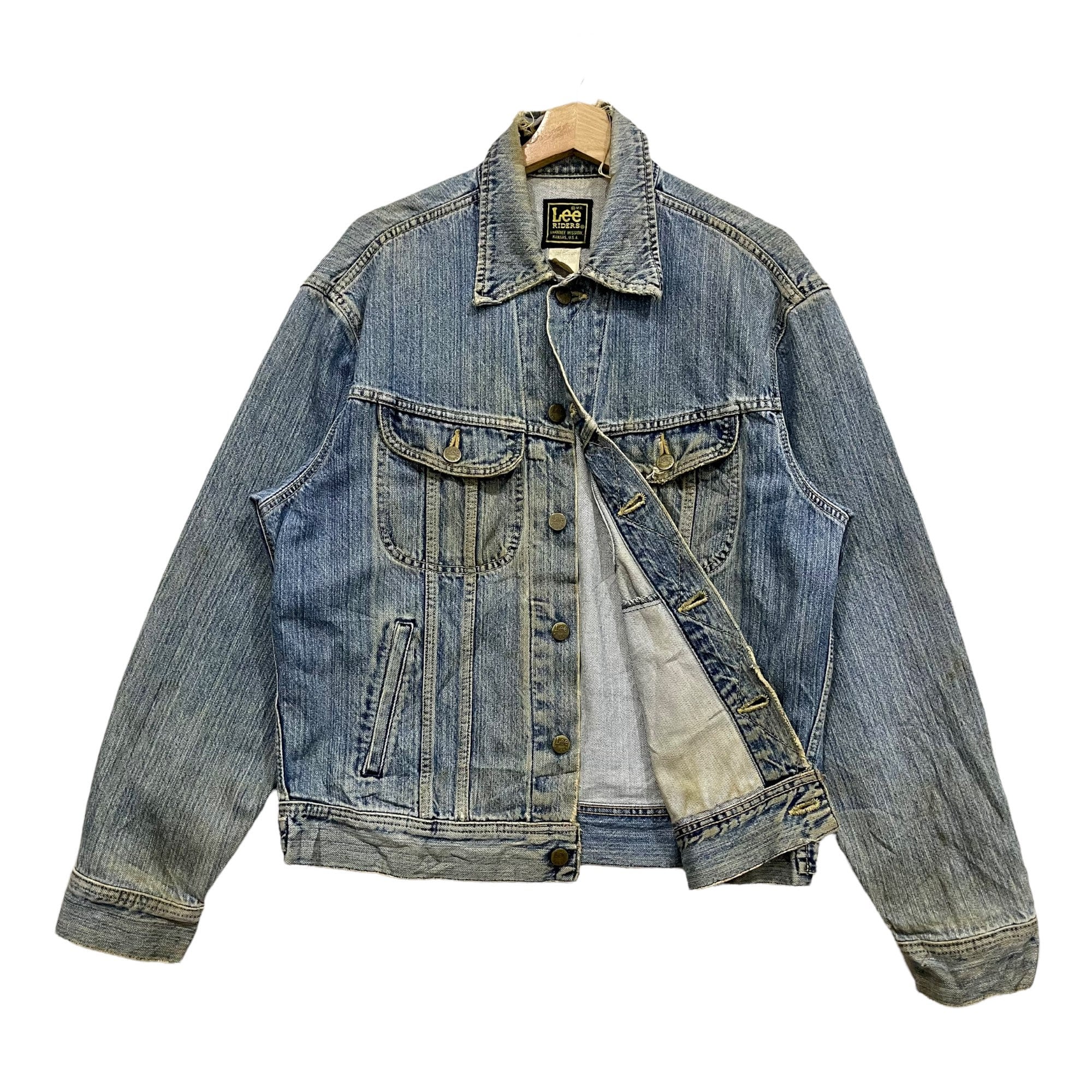 Vintage!! 70s 80s LEE Riders Distressed Denim Trucker Jacket Vintage!! 70s 80s LEE Riders Distressed Denim Trucker Jacket
