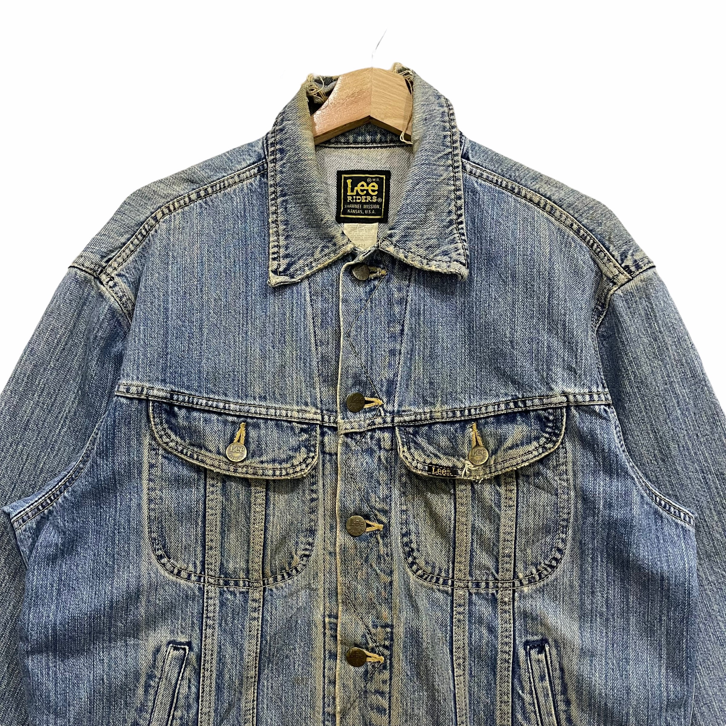 Vintage!! 70s 80s LEE Riders Distressed Denim Trucker Jacket Vintage!! 70s 80s LEE Riders Distressed Denim Trucker Jacket