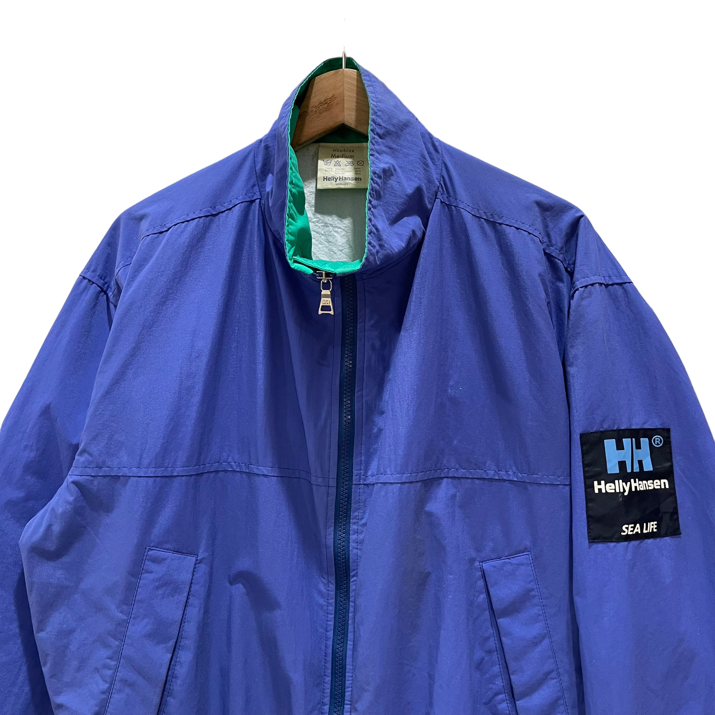 Vintage 90s Helly Hansen Norway Sea Life Windbreaker Zipper Vintage 90s Helly Hansen Norway Sea Life Windbreaker Zipper