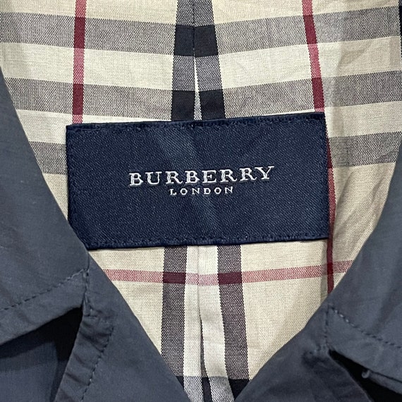 Vintage!! Burberry London Trench Coat Jacket - image 8