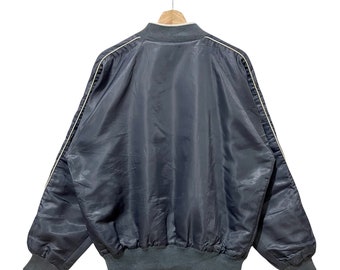 GIANTS ジャケット 読売ジャイアンツ公式オンラインストア｜選手グッズ・限定