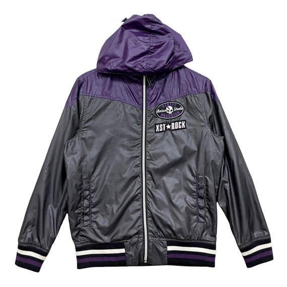 Vintage Japanese Brand Batsu Studio Skull Big Logo