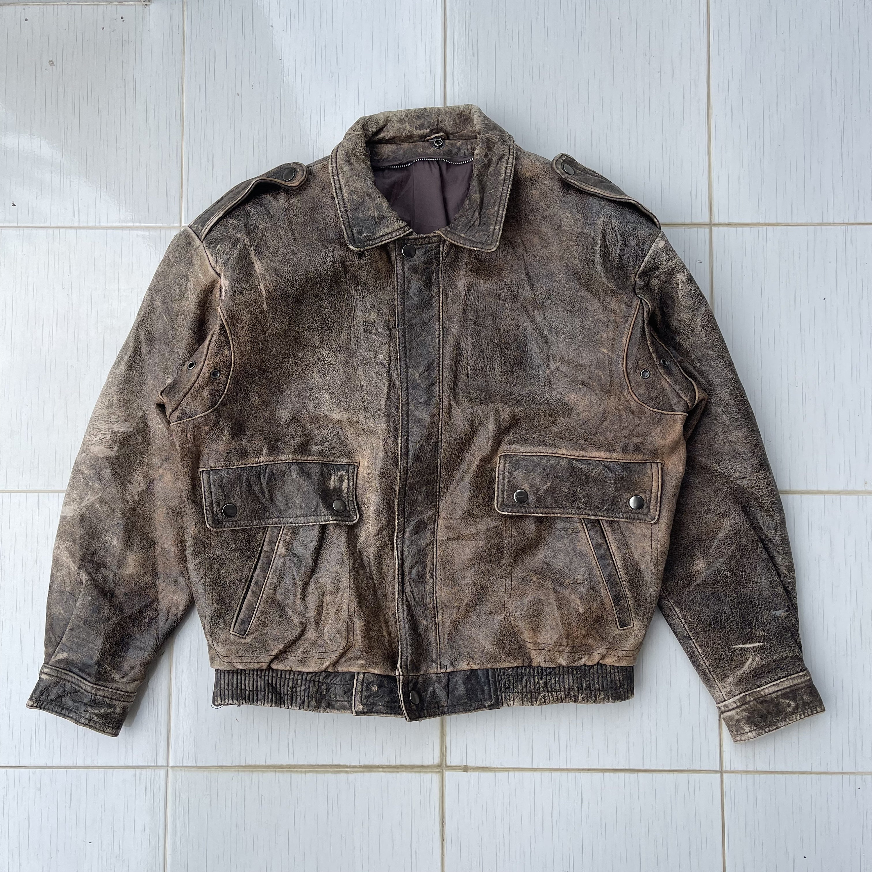 ジャケット・アウター 80s vtg short real leather flight jacket 80s vtg short real leather bomber jacket - メルカリ