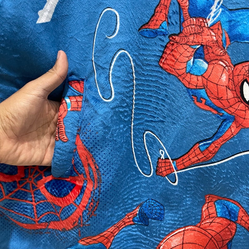 Sudadera con capucha y estampado completo de Marvel Spiderman Marvel Studio imagen 8