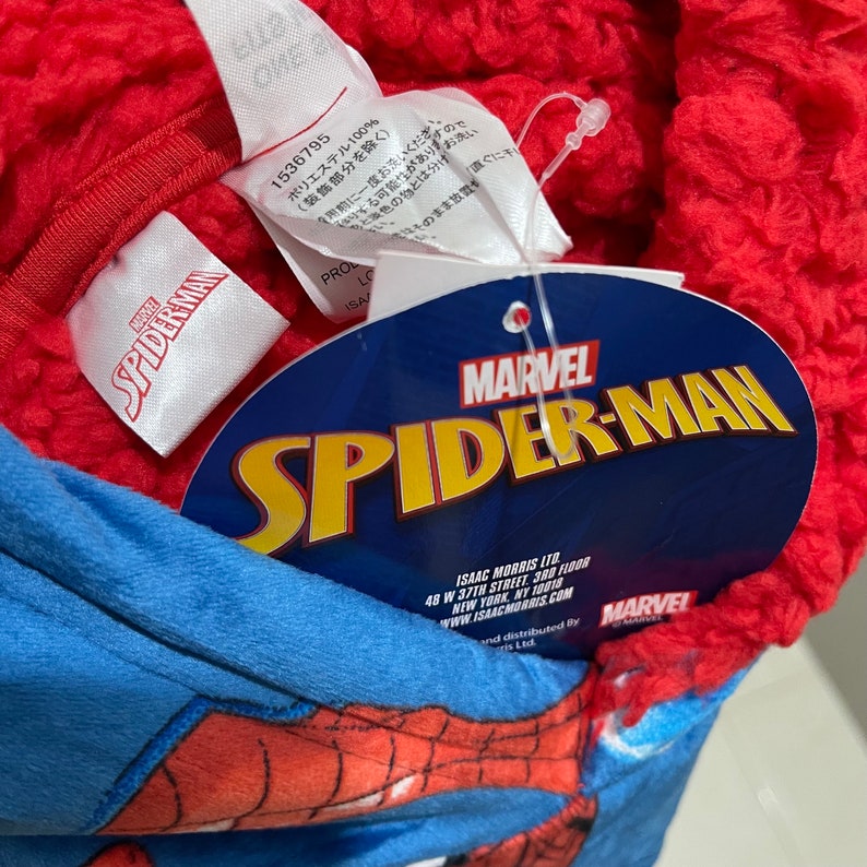 Puede incluir: Un juego de tres tazas de cer&aacute;mica con un acabado mate moteado. Las tazas son de color crema, marr&oacute;n claro y marr&oacute;n oscuro. Cada taza tiene un dise&ntilde;o sencillo y un asa redondeada.