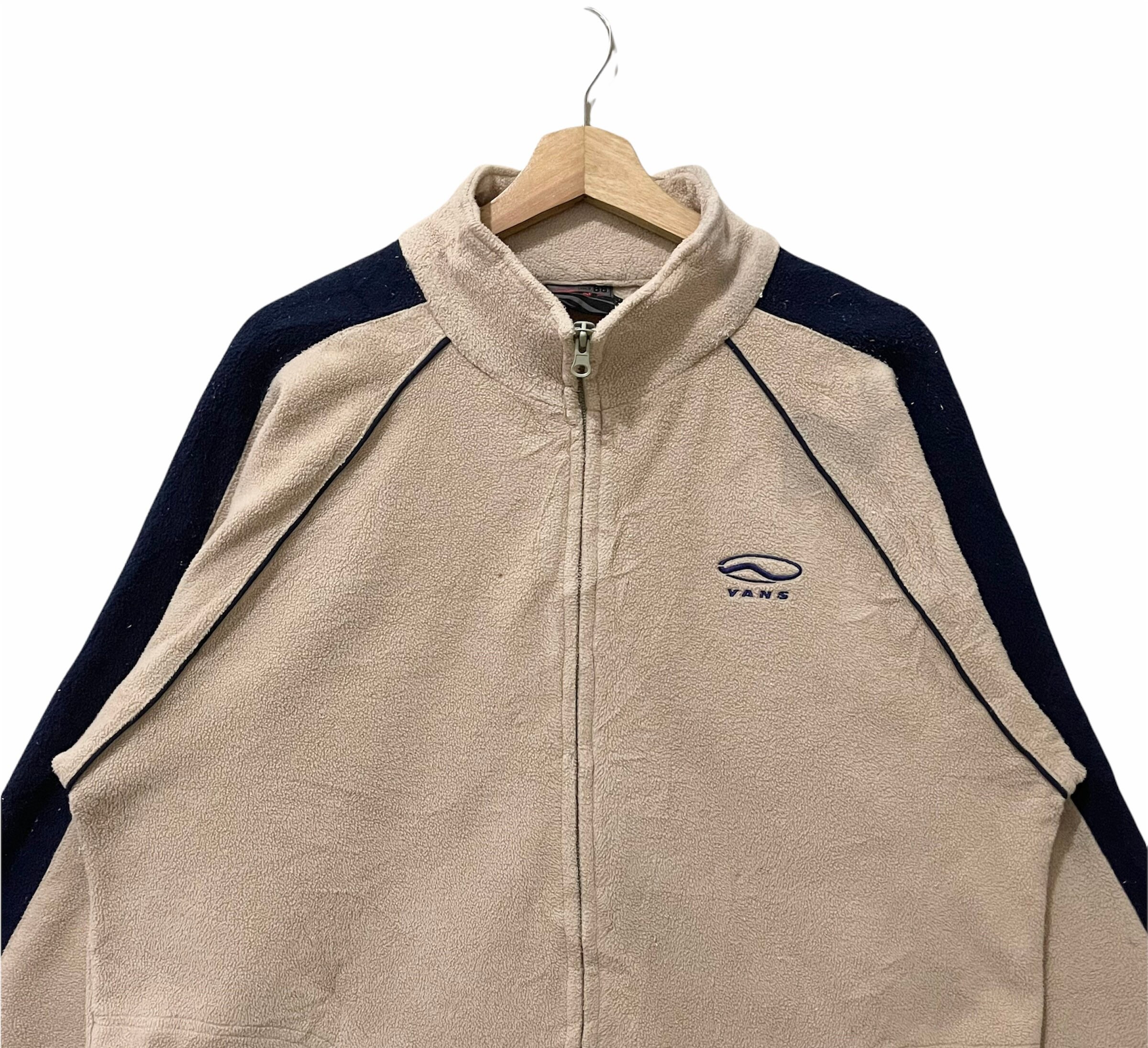 Jacket vans off the wall hot sale
