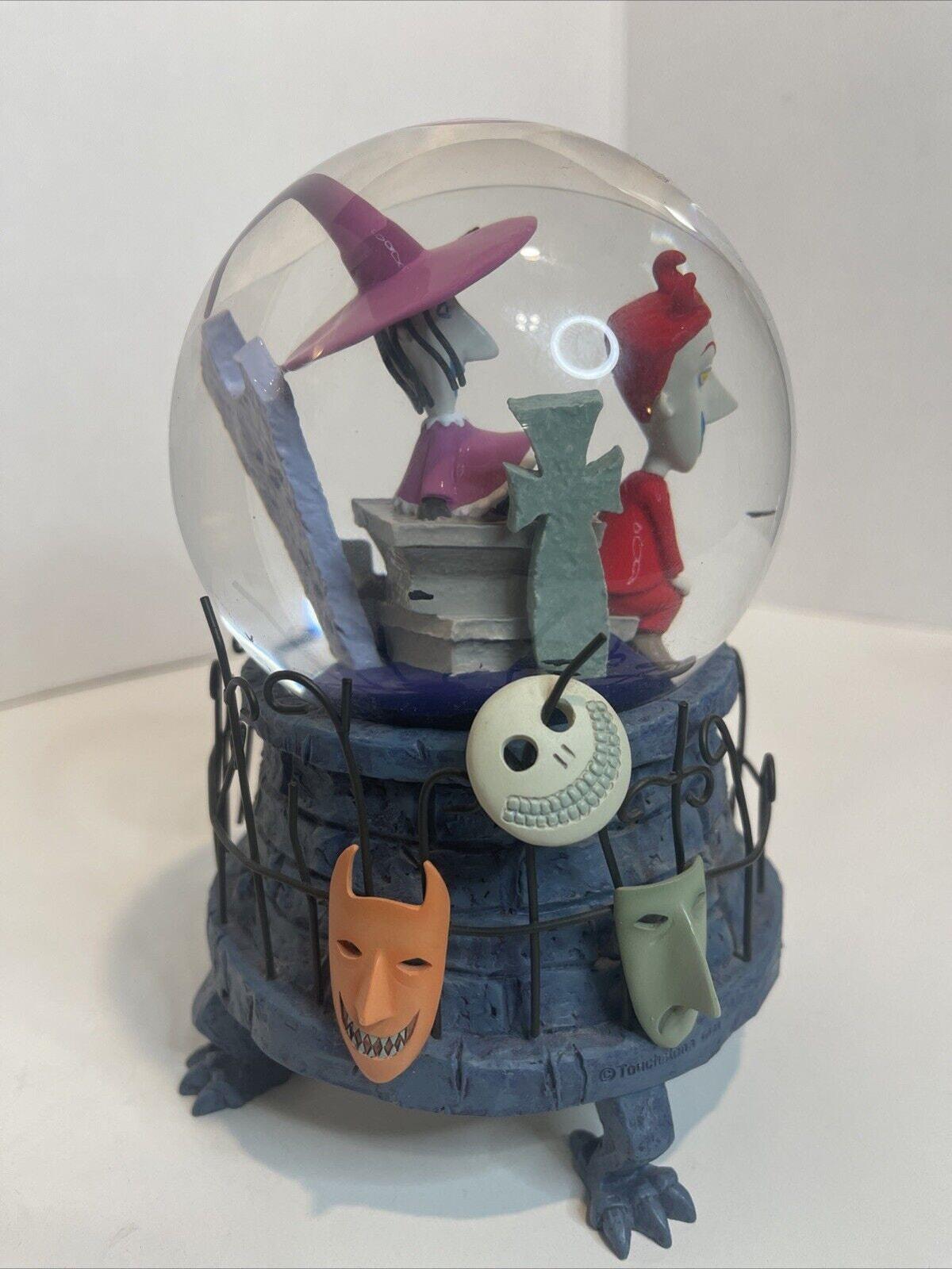 ティムバートン　ナイトメアー ビフォアクリスマス　スノーグローブ Amazon.co.jp: ジャック スケリントン ＆ ゼロ スノードーム