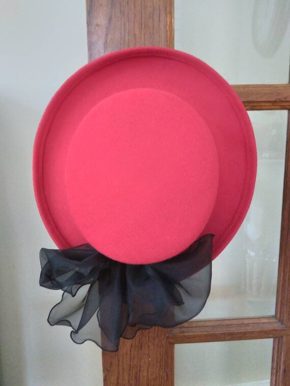 Vintage red 100% Wool hat With Vintage Velvet bow Made in USA  Bollman Hat Indiana Women main image 3