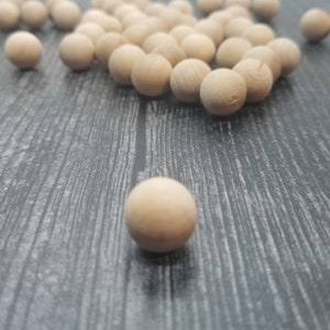 1/2 Inch Solid Round Wooden Balls - 1/2 Inch Gnome Noses - DIY Gnome Supplies - Craft Kits - Gnome Accessories - 25 Pack - Natural - Birch