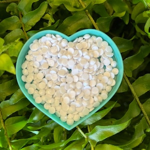 White Ceramic 5mm  and 3MM Flat Rhinestones. Bulk Starbucks Cup Rhinestones. Tumbler Rhinestones. Non-Hotfix Rhinestones.