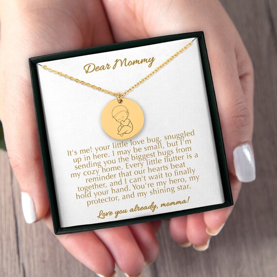 Collana Per Mamma In Acciaio Inossidabile Con Incisione "Because Of You I Am What I Am", Regalo Festa Della Mamma, Compleanno, Natale