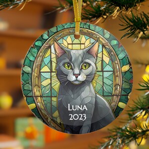 Personalized Gray Cat Glass Ornament: Custom Pet Christmas Decoration