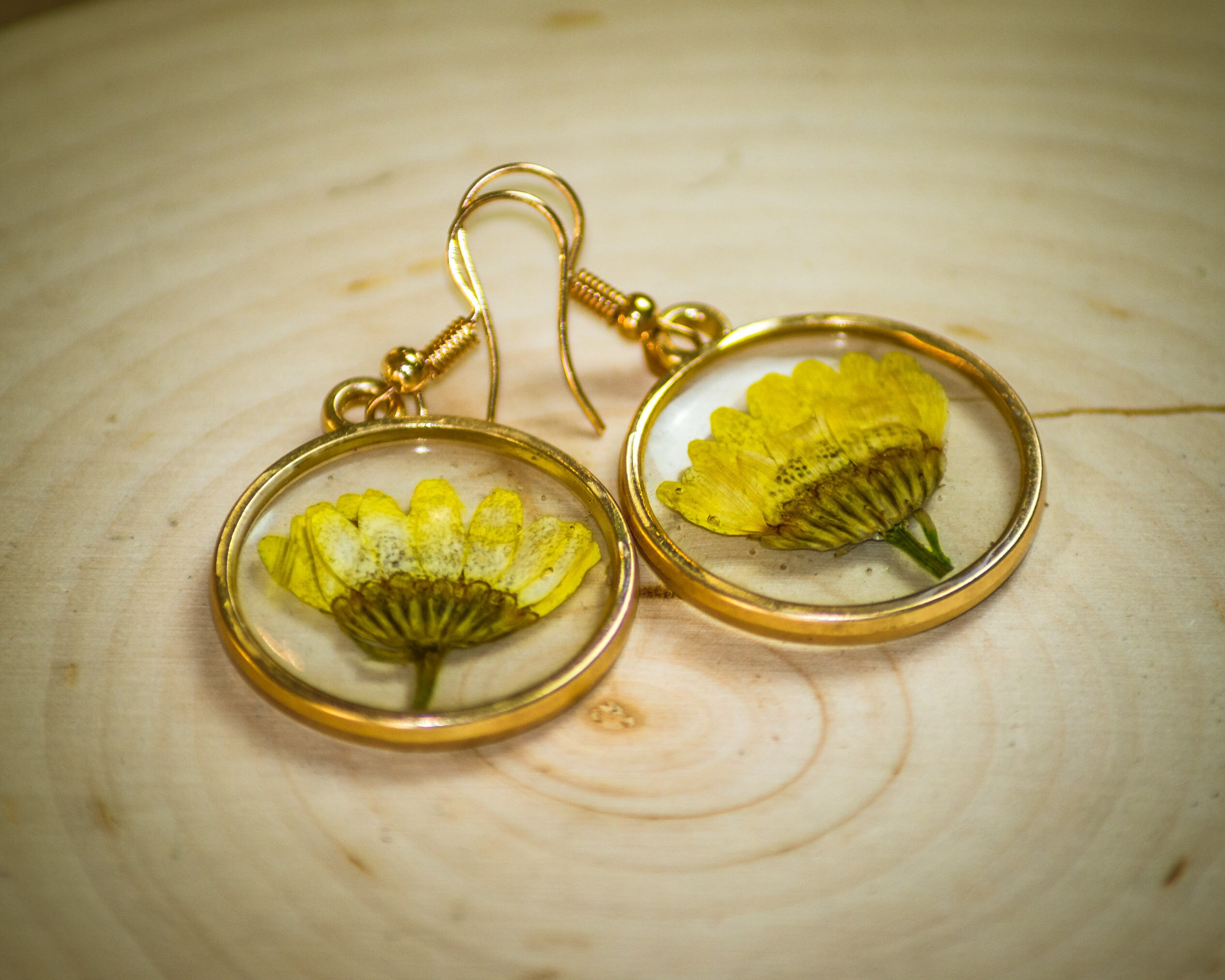 Pressed Flower Resin Earrings Yellow Flower Earrings Resin Etsy