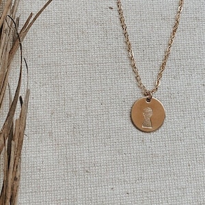 Curiouser & curiouser 14k Gold Filled or Silver Charm Necklace, Satellite Chain, Alice in Wonderland Inspired jewelry, key hole pendant