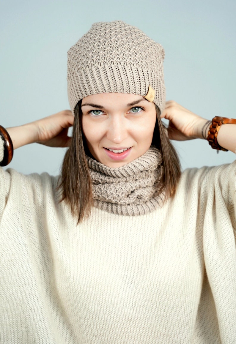 Beige cosy and warm snood for causal outfit