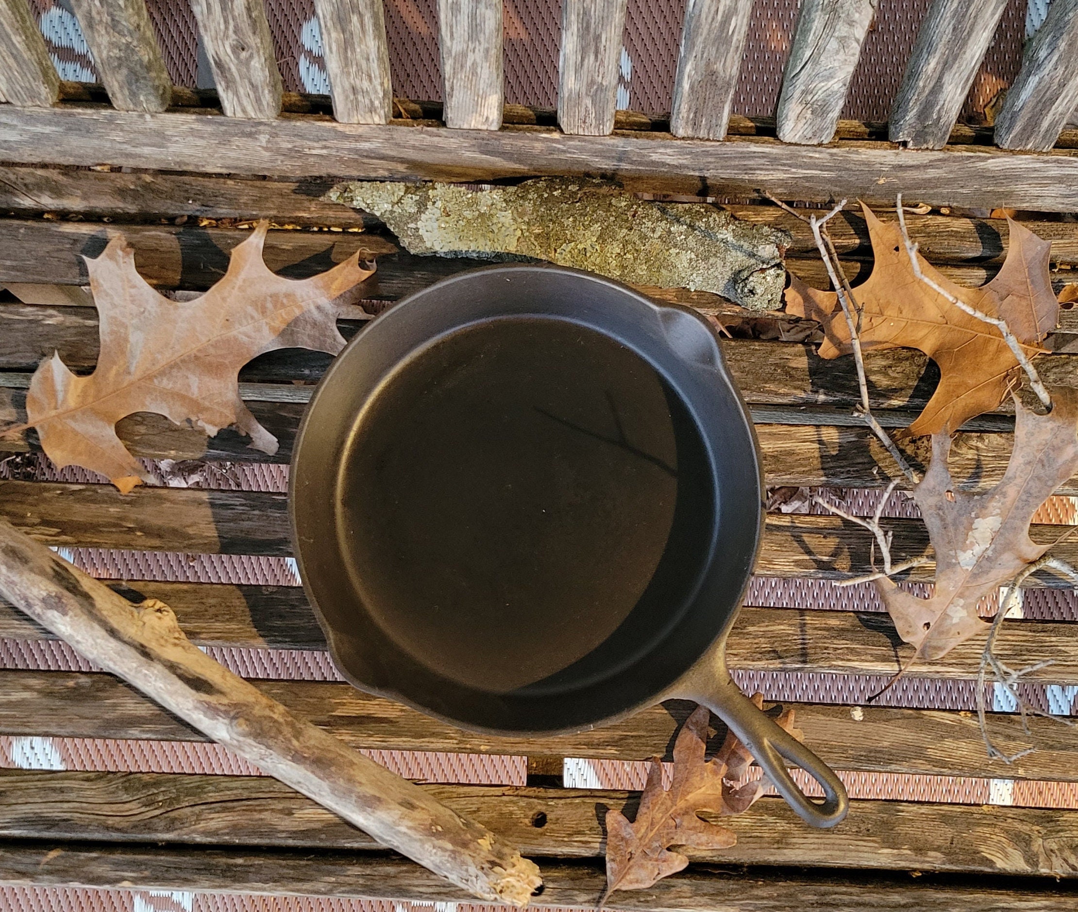 Vintage Lodge Cast Iron Skillets, Set of Two – Rush Creek Vintage