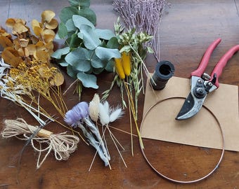 DIY Dried Flower Spring Summer Wreath Kit | 3 Inch Metal Hoop | Boho Craft Kit