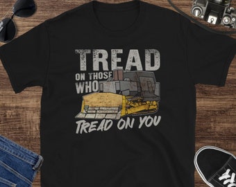 Camiseta Killdozer: Pise em quem pisa em você - Homenagem ao lendário Marvin Heemeyer.