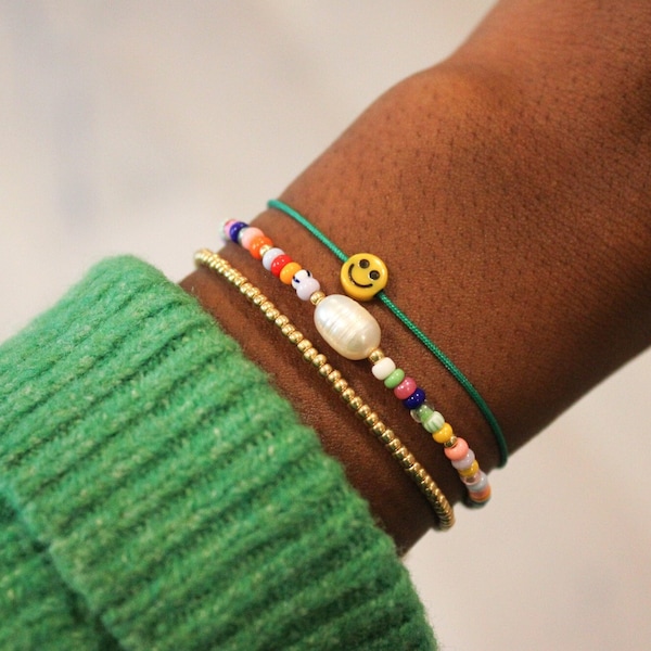 Bracelet de perles avec perles de rocaille colorées, bracelet à breloques perles, bracelet de perles, bracelet de perles colorées, bracelet de perles d'eau douce