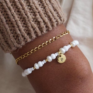 Personalizowana opaska na ramię z grawerem | Individueller Namensschmuck, Graviertes Geschenk für Sie, Einzigartiges Weihnachtsgeschenk