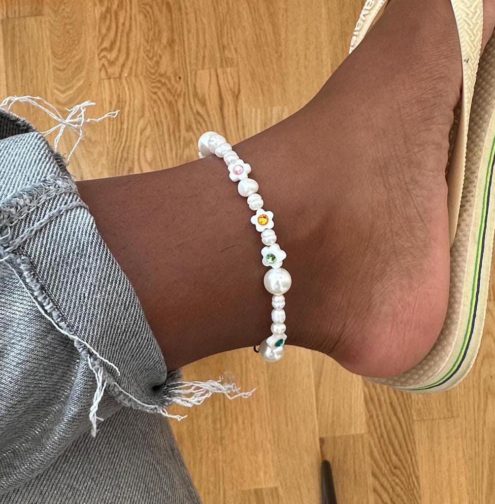 Handmade Pearl Flower Anklet: Colorful Boho Beach Jewelry