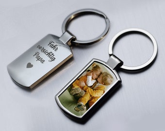 Personalisierter Schlüsselanhänger mit Gravur und Foto aus Metall | Schöne Geschenkidee für den Papa oder Opa und Oma