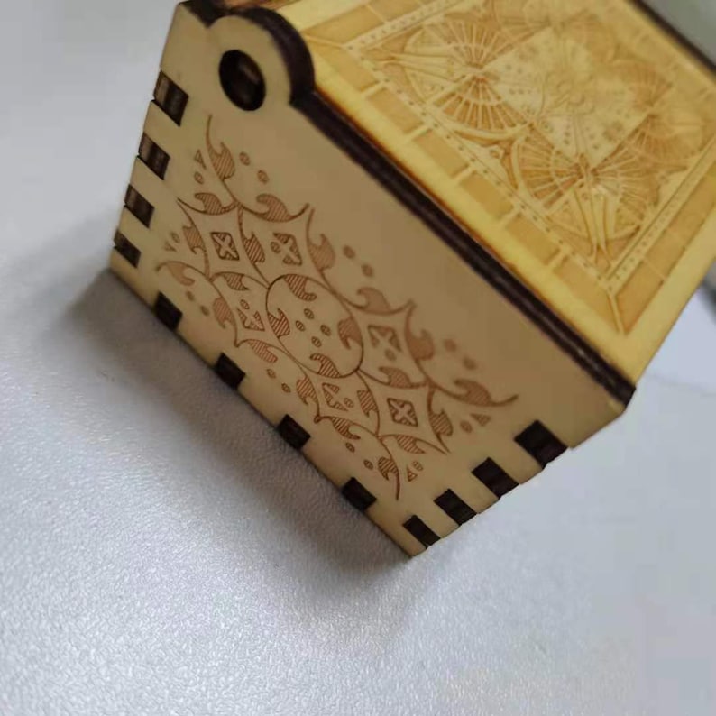 lovers as Festival gifts children Half character Hand crank Wooden music box\uff0cPerfect choice to send friends