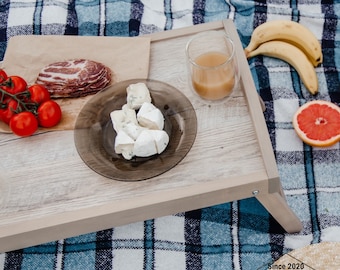 Bed breakfast table with folding legs - Wood serving tray - Folding picnic table