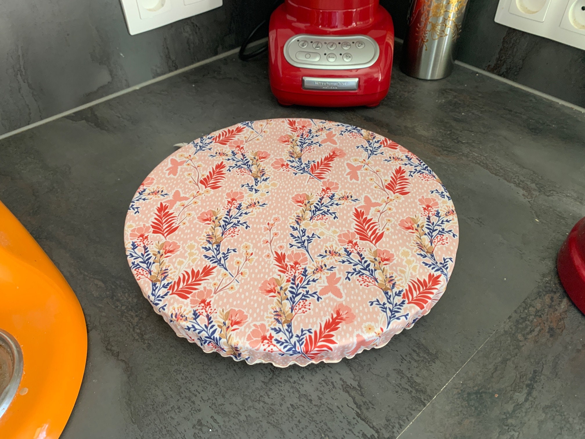 Charlotte Couvre Plat à Tarte de 30cm Motif Fleuri en Tissu Pul Recyclé Certifié Contact Alimentaire