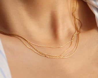 collar / Collar de múltiples capas relleno de oro de 18 quilates • Collar de capas • Collar de capas delicadas • Collar de capas finas de oro