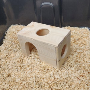 Customizable Cozy-Corner Pet House - Bottomless Toy Handmade with Kiln Dried Pine for Small Animals