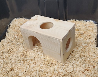 Customizable Cozy-Corner Pet House - Bottomless Toy Handmade with Kiln Dried Pine for Small Animals