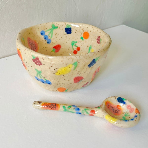 PREORDER: handmade fruit salad speckled stoneware ceramic bowl-handmade bowl-handmade fruit bowl-papayas bowl-strawberry bowl-fruit pottery-