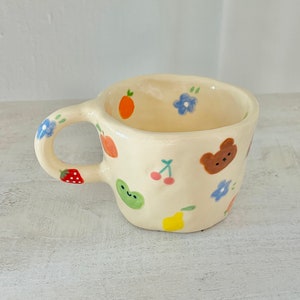 PREORDER:frog& bear bff handmade mug-clay mug handmade,handmade coffee mug,aesthetic mug,cute mug,flower mug,handmade clay mug,ceramic mug