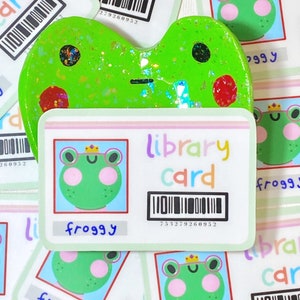 pegatina de tarjeta de biblioteca froggy // resistente a la intemperie, troquelado, divertido, colorido, lindo, kawaii, pegatina única