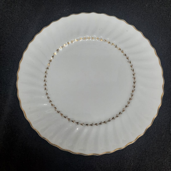 Royal Doulton English Fine Bone China Adrian H4816 Pattern Choice