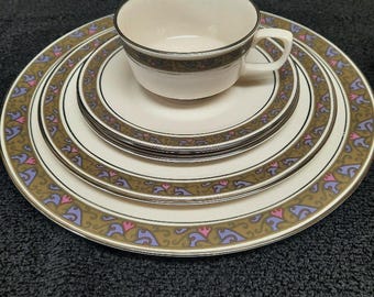 Franciscan Masterpiece China Constantine Pattern 5 Piece Place Setting Interpace Made in USA