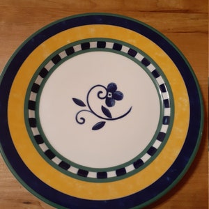 Mikasa Firenze Pattern Handpainted Salad Plate Made in Portugal