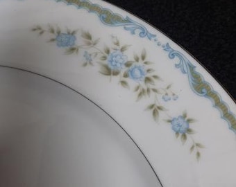 Four Crown China Lexington Pattern Dinnerware Piece Choice Plate Cup Bowl Made in Japan