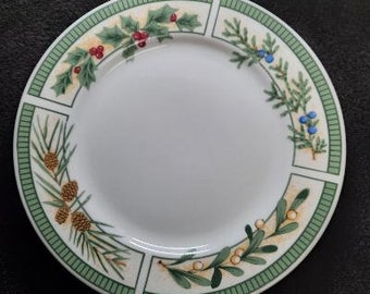 Fairfield Fine China Wintergreen Pattern Dinner Plate