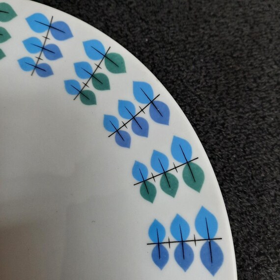 Mikasa Elite Narumi Fine China Calibou Pattern Dinnerware
