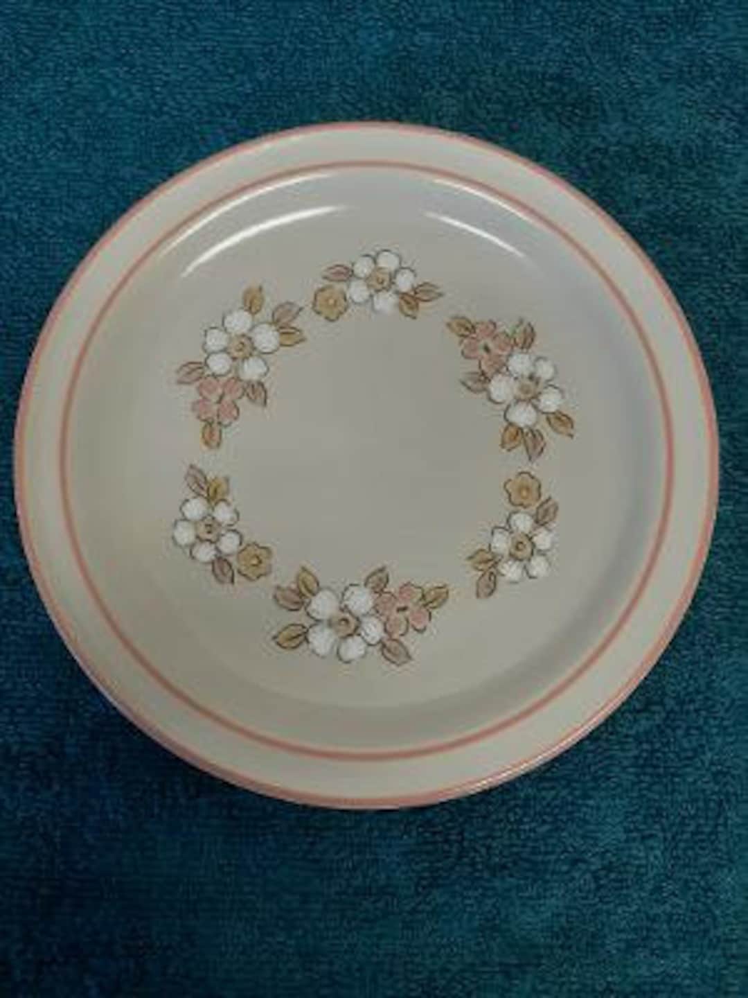 Hearthside Chantilly Stoneware Fleur De Bois Peach Pattern Dinnerware