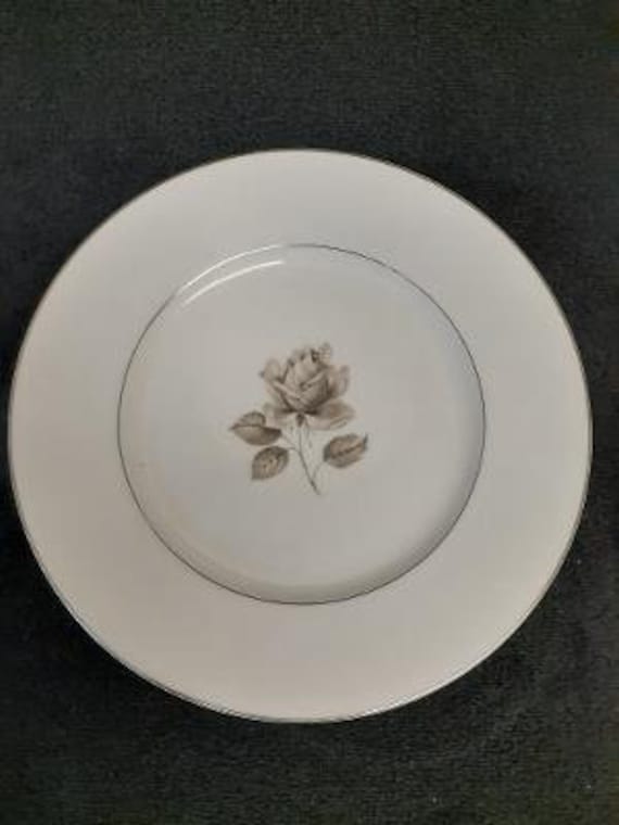 Towne Fine China Moonlight Rose Pattern Dinner Plate Made in