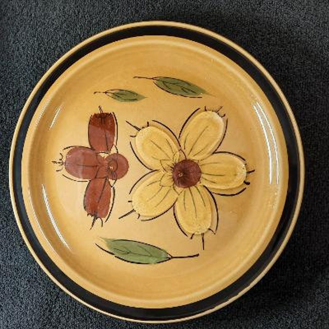 Designers Collection Honey Flowers Pattern Stoneware Salad Plate