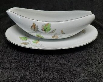 Three Castle China Harvest Time Pattern Gravy Boat With Underplate Made in Japan