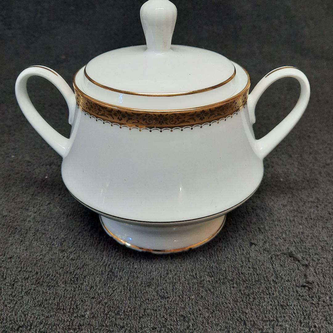 Noritake Contemporary Essex Gold 4322 Pattern Dinnerware Piece