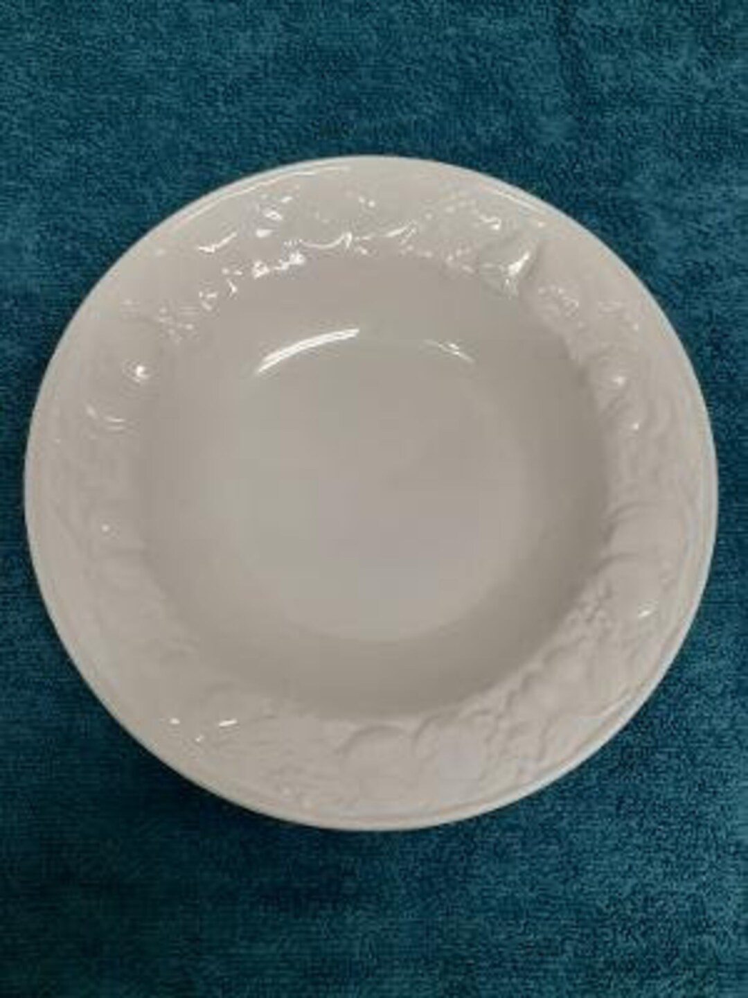 Tabletops Unlimited Fruit De Blanc Pattern Rimmed Soup Bowl Embossed