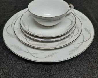 Carico Fine China Mystique Coffee Cup Platinum Trim MIJ 7955 Ca