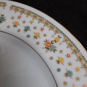 Fine China of Japan Garden Bouquet 4078 Pattern Dinnerware Choice of Piece Butter Dish Fruit Bowl Platter Cup Dinner