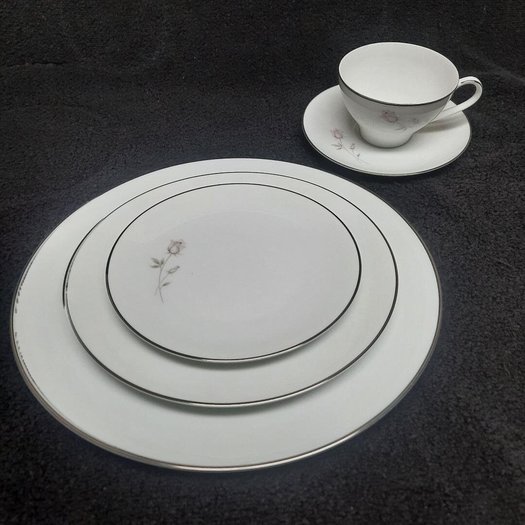 Noritake Pasadena 6311 Pattern Dinnerware Choice of Piece Made in